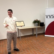 Michiel Theys wint Young Sommelier Award of Excellence 2025